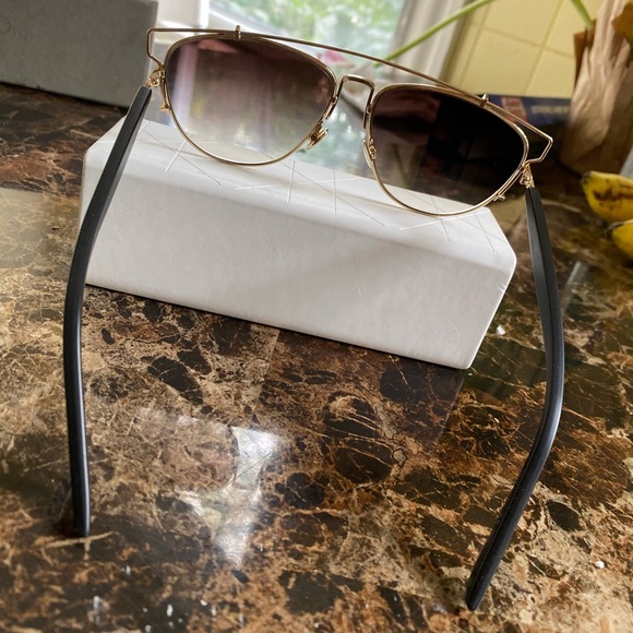 DIOR Technologic - Picture 5 of 5